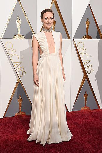 Olivia Wilde looking sexy at 88th Annual Academy Awards in Hollywood