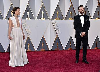 Olivia Wilde looking sexy at 88th Annual Academy Awards in Hollywood