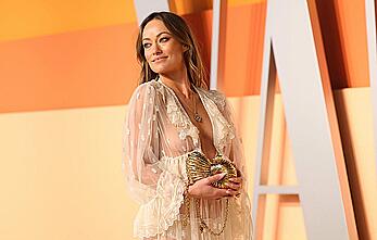 Olivia Wilde see through to titst at the 2025 Vanity Fair Oscar Party