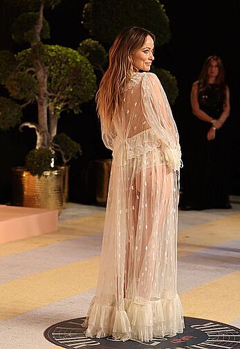 Olivia Wilde see through to titst at the 2025 Vanity Fair Oscar Party