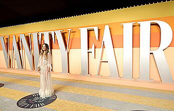 Olivia Wilde see through to titst at the 2025 Vanity Fair Oscar Party