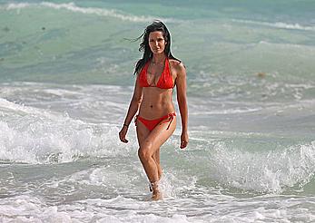 Indian actress Padma Lakshmi hard nipples under red bikini in Miami