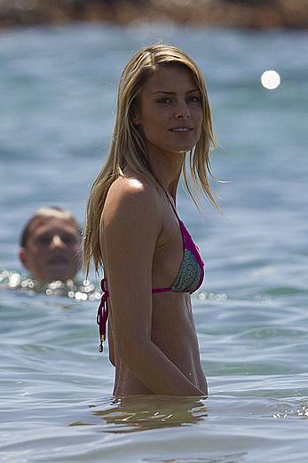 Paige Butcher looking sexy in a bikini in Maui