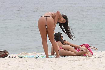 Patricia Jordana sunbathing fully nude in Rio