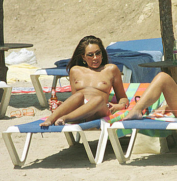 Philippa Lett topless paparazzi shots