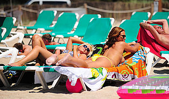 UK Big Brother 11 babe Rachael White in bikini and topless on a beach paparazzi photos