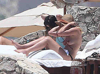 Rumer Willis and Tallulah Willis caught topless in Cabo San Lucas