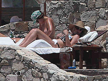 Rumer Willis and Tallulah Willis caught topless in Cabo San Lucas