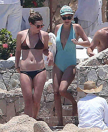 Rumer Willis and Tallulah Willis caught topless in Cabo San Lucas