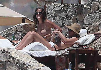 Rumer Willis and Tallulah Willis caught topless in Cabo San Lucas