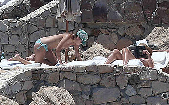 Rumer Willis and Tallulah Willis caught topless in Cabo San Lucas