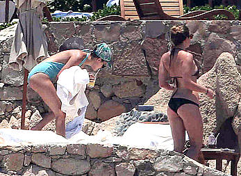 Rumer Willis and Tallulah Willis caught topless in Cabo San Lucas