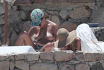 Rumer Willis and Tallulah Willis caught topless in Cabo San Lucas