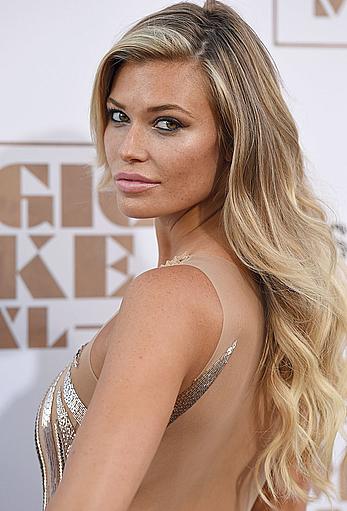 Samantha Hoopes sexy cleavage Magic Mike XXL premiere