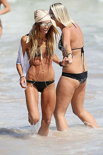 Sharni Vinson enjoying a day at the beach in Sydney