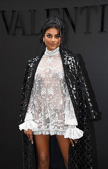 Simone Ashley see through to boobs at Valentino Womenswear Spring-Summer 2023 show during Paris Fashion Week