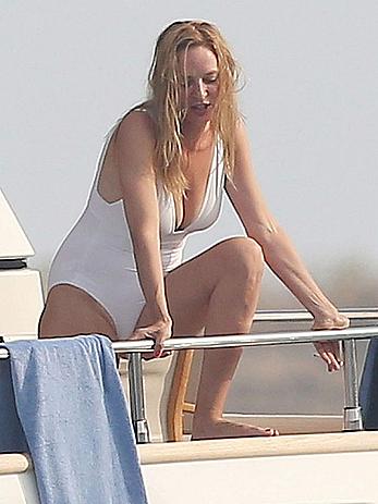 Uma Thurman bathing suit on the Yacht in Saint-Tropez