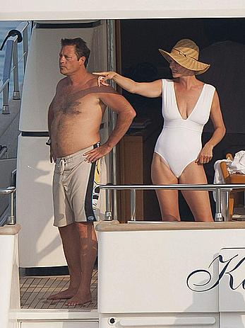 Uma Thurman bathing suit on the Yacht in Saint-Tropez