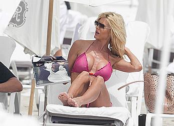 Victoria Silvstedt sexy in pink bikini in Miami