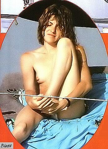 Italian actress Vittoria Puccini topless on a yacht paparazzi photos