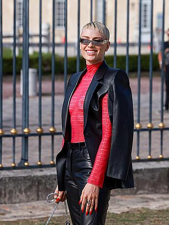 Wallis Day see through to tits at the Givenchy Fashion show in Paris