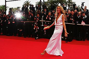 Petra Nemcova shows side of boob at Cannes red carpet